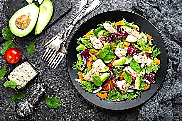 Teburin kalori na salads