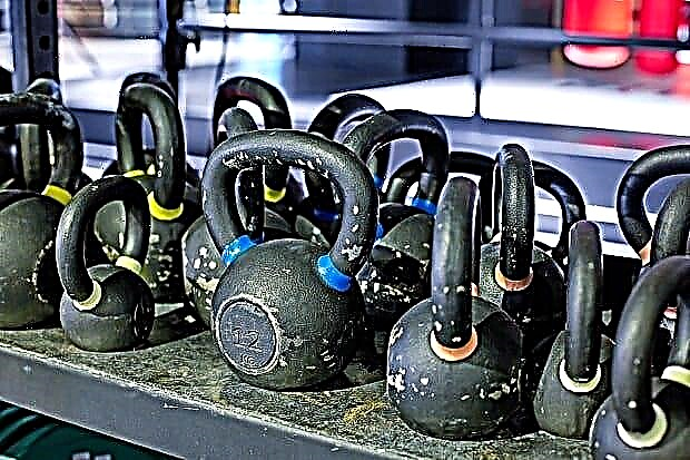 Exercises with kettlebells at home