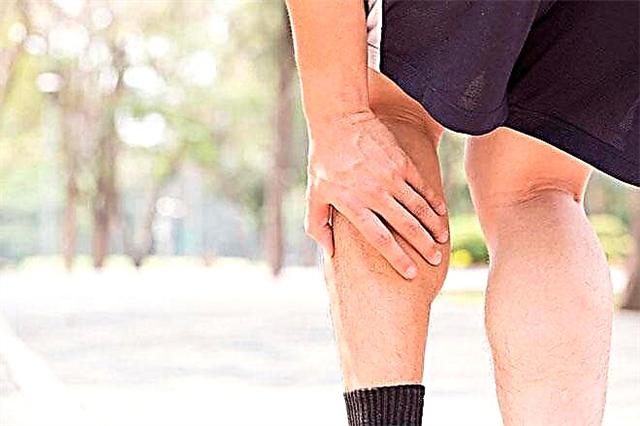 Nguyên nhân và cách điều trị đau mỏi cẳng chân khi đi bộ